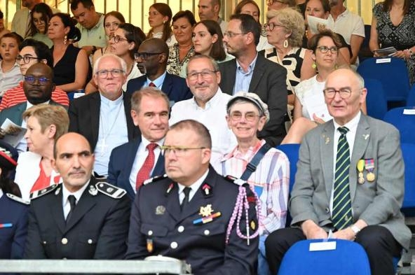 Tribune d'honneur