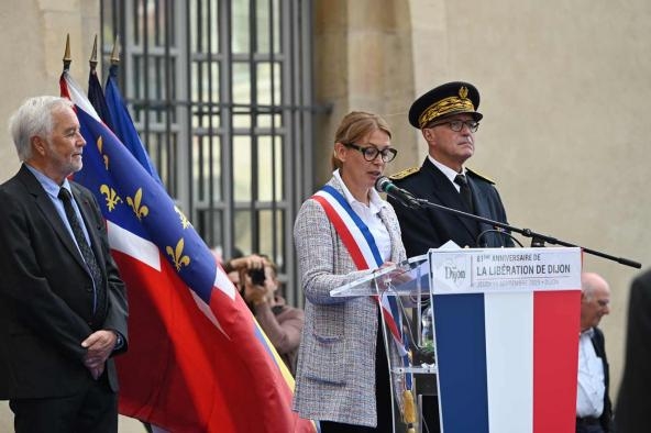 Cour d'honneur de l'Hôtel de Ville