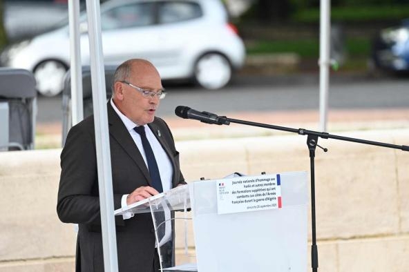 Bruno Dupuis, maître de cérémonie