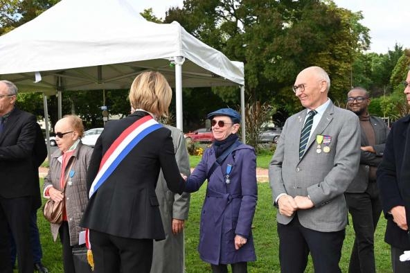 Remerciements des personnalités